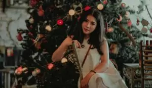 Read more about the article Festive Fashion Inspiration for Christmas 2023
